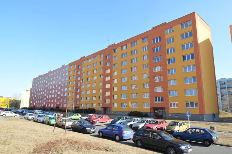 (2/3) Revitalizace bytového domu Ostrava, F. Formana